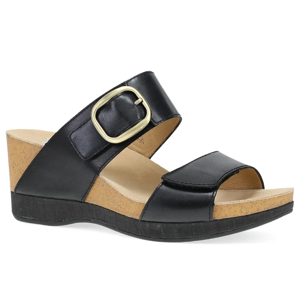 Pastel Soft Casual Step Womens Dansko Shannon in Black