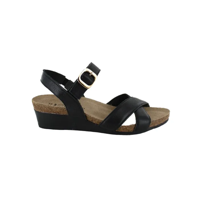 Outdoor Essential Womens Naot Throne in Soft Black