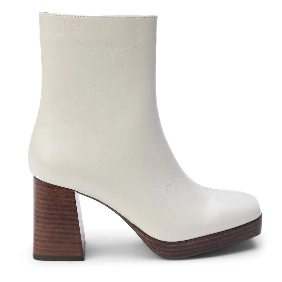 Indoor Event Women's Duke *FINAL SALE