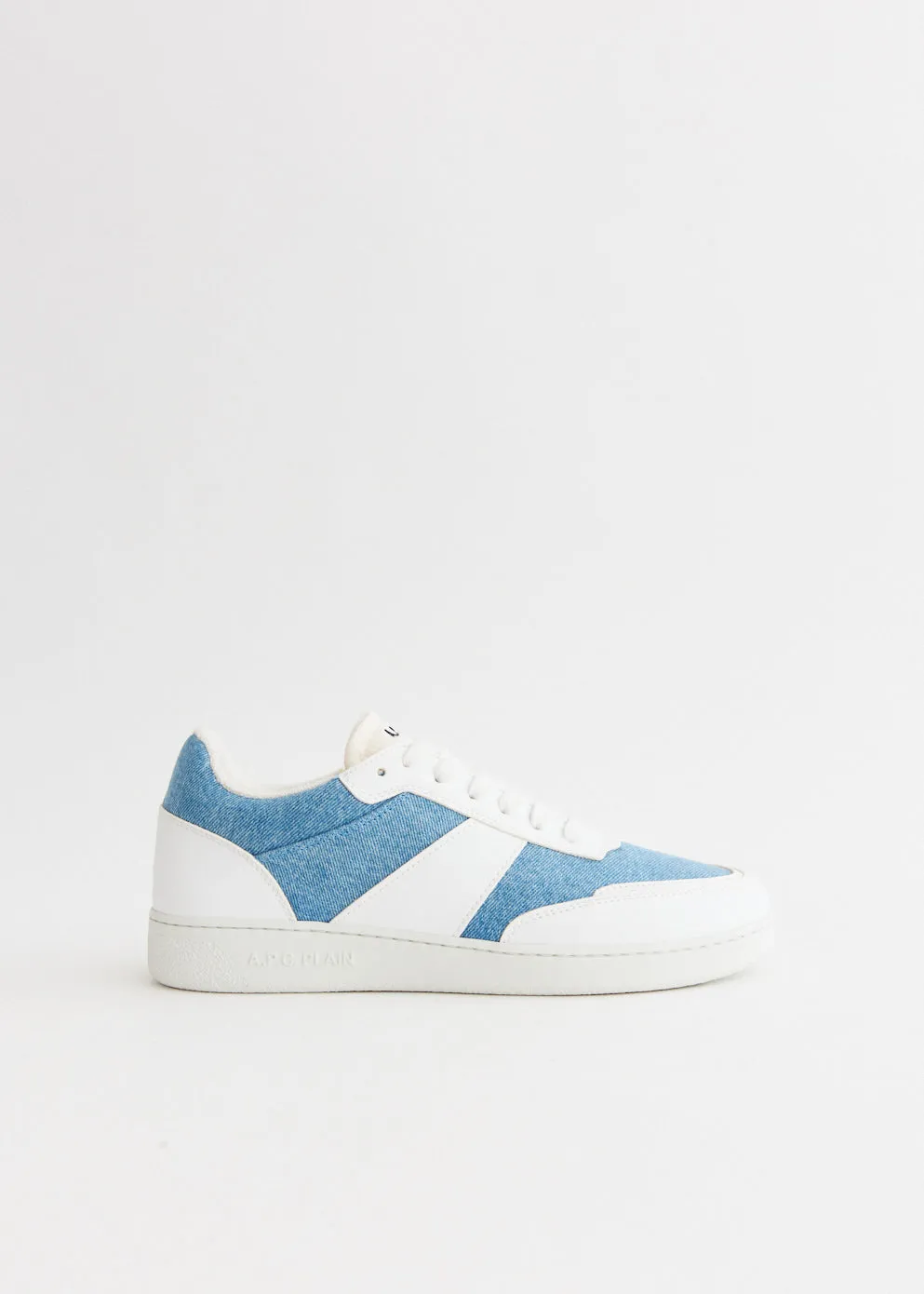 Luxurious Feel Plain Sneakers