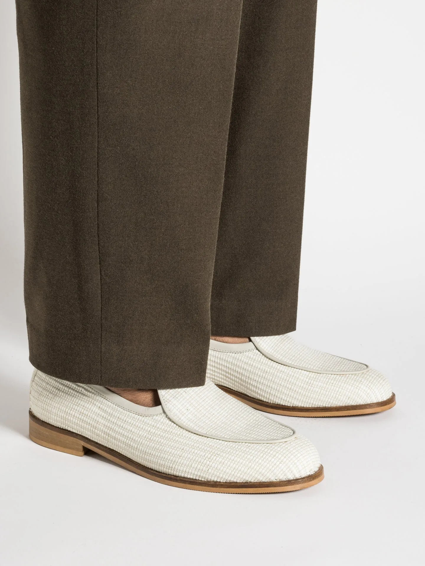 Simple Cut JACQUES NEW WHITE ANORIO