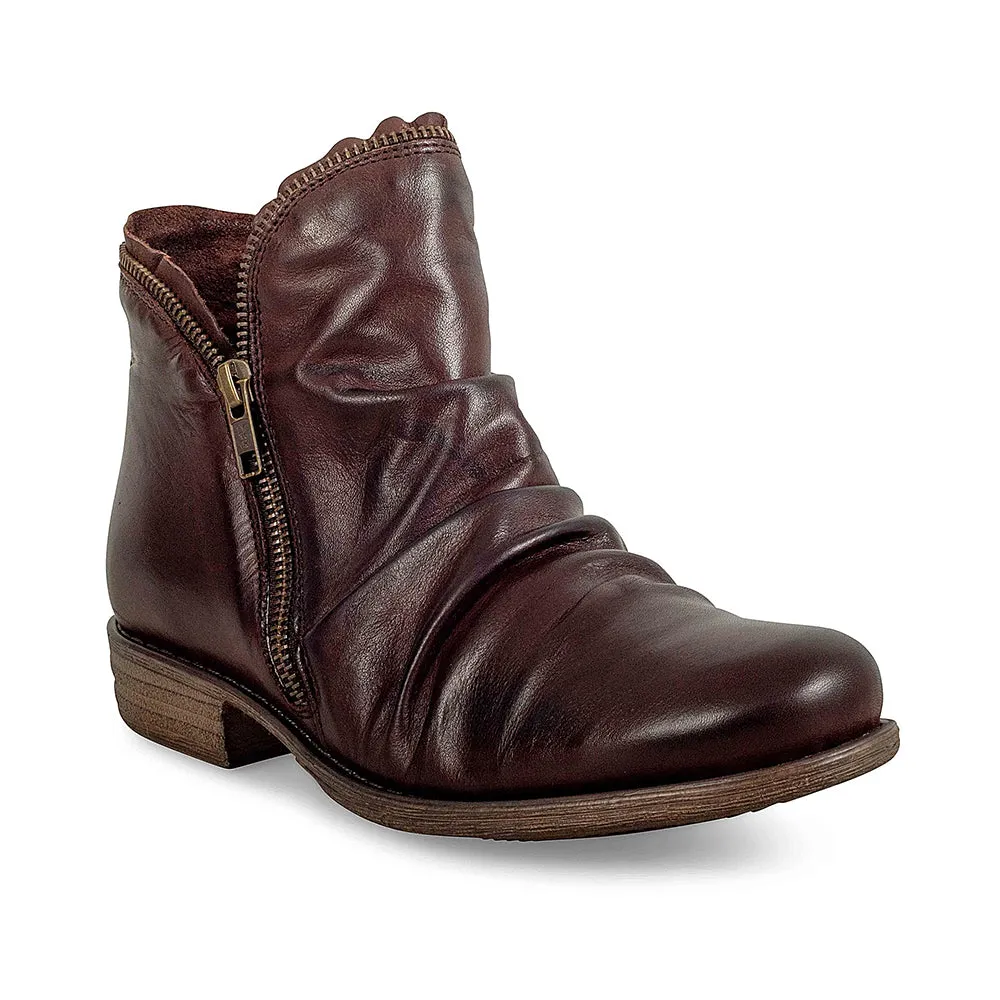 Luna Ruched Ankle Boot Work Shoes Elegant flair