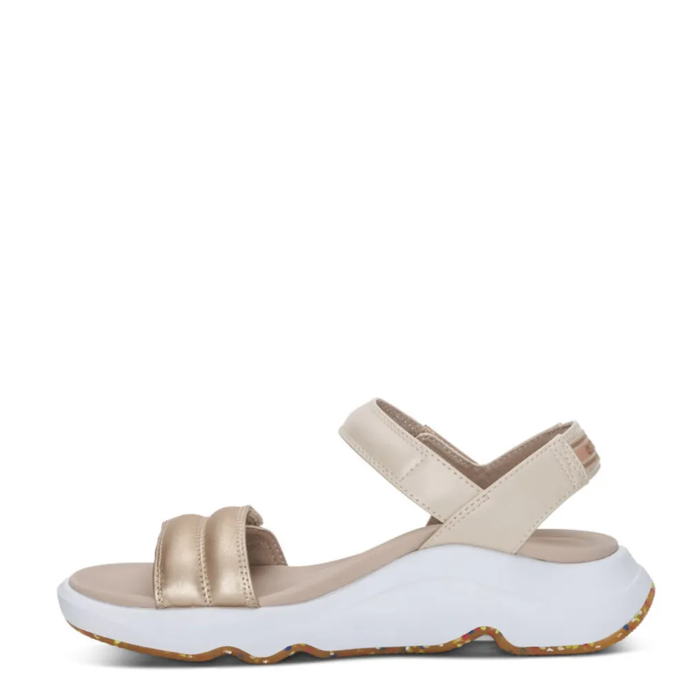 WOMEN'S WHIT *FINAL SALE Everyday Footwear