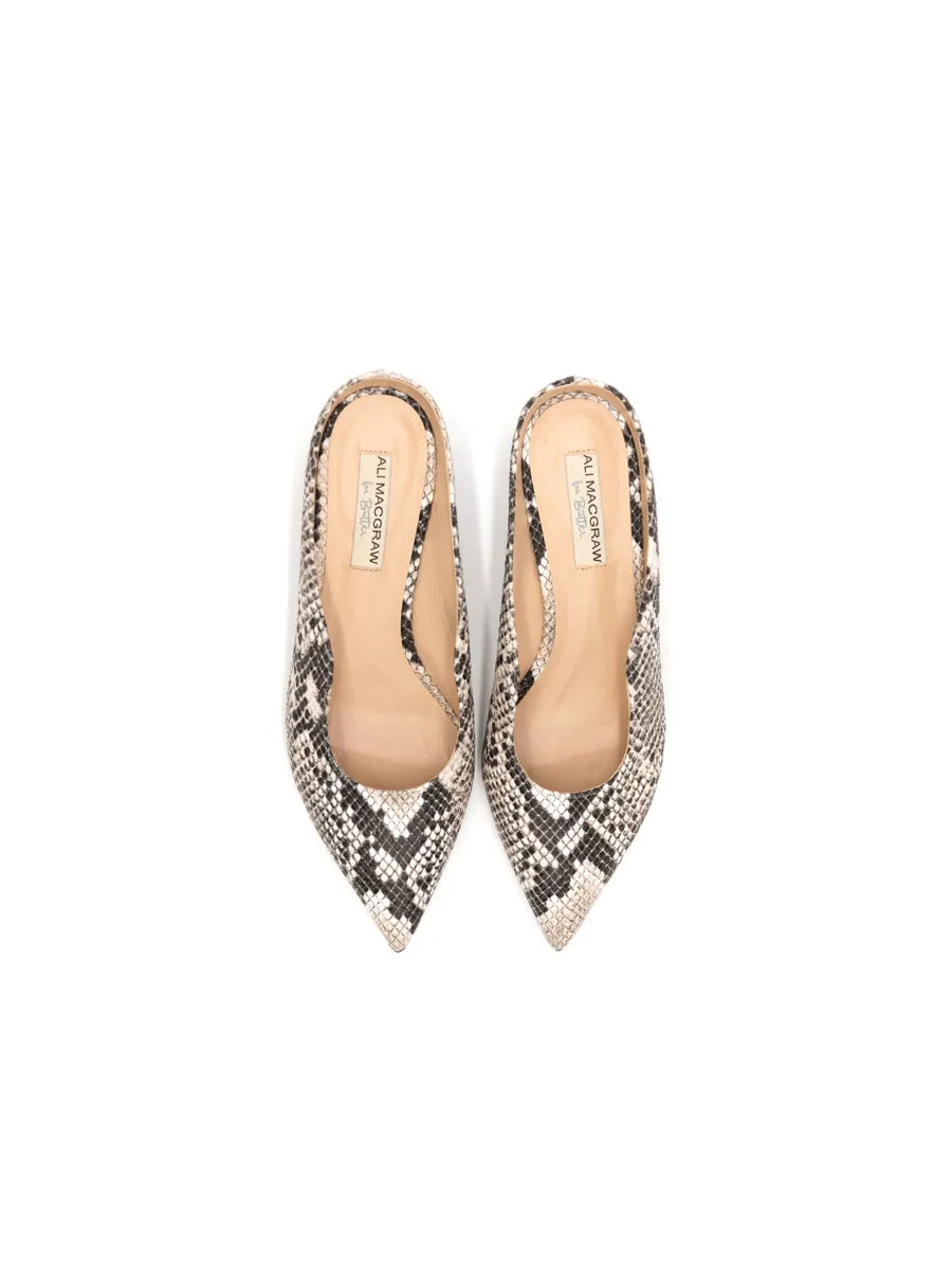 Special street - specific features Siren Pointed Toe Mule