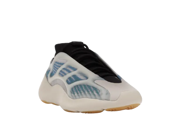 Planning YZY 700 V3 Kyanite