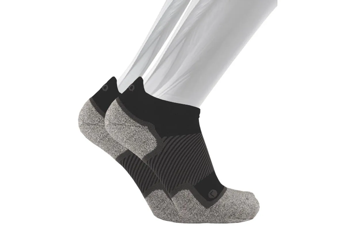 Any Path Video Look OS1st WP4 Wellness Performance No Show Socks Wide Black