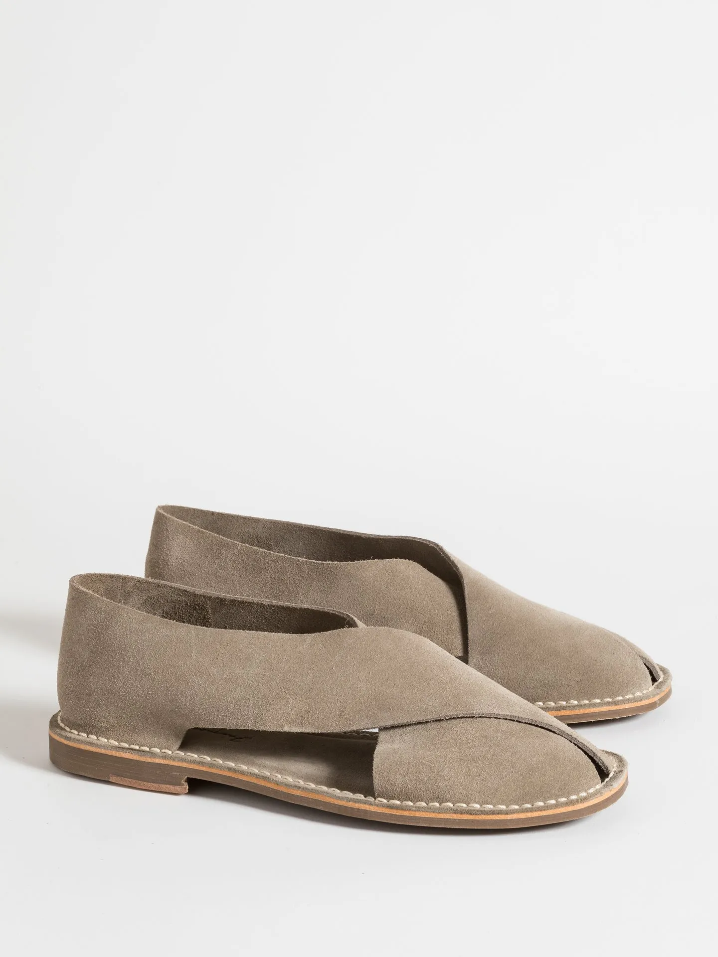 BIARRITZ BEIGE casual wearers - specific functions