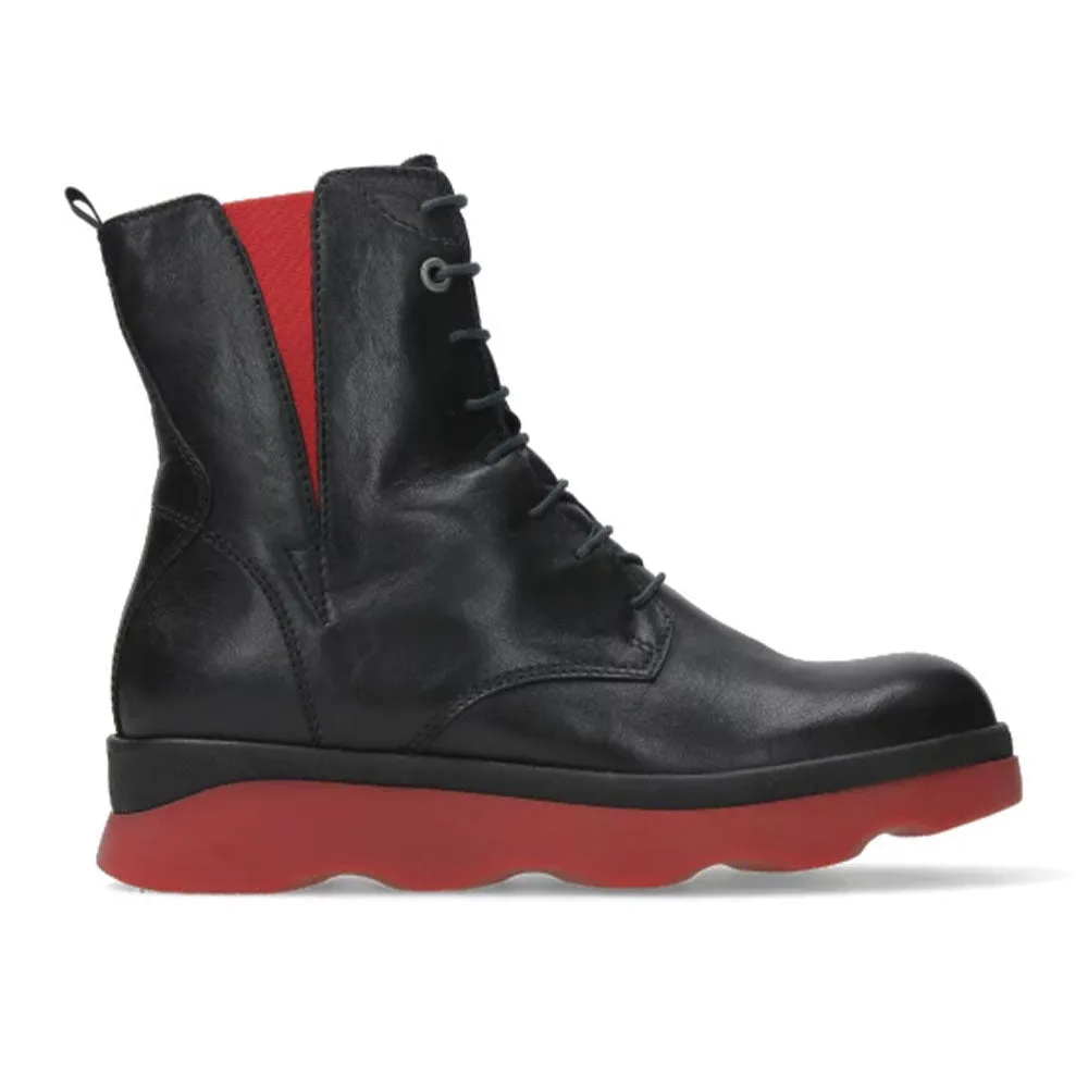 Stability Rubber Sole Akita Boot