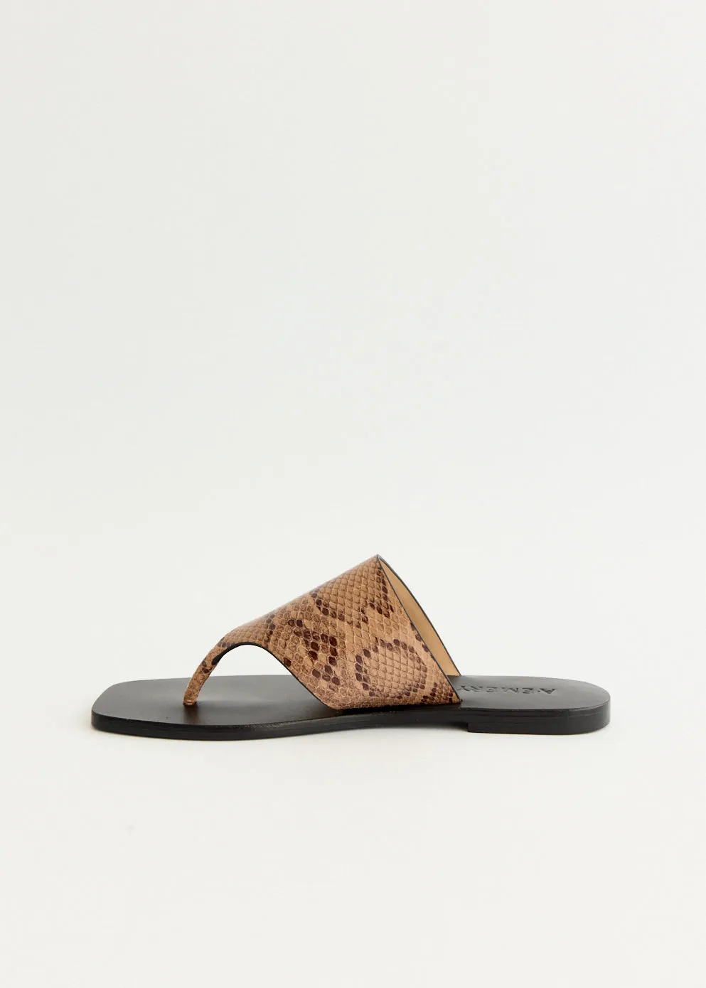 Paton Sandals Streetwear Look