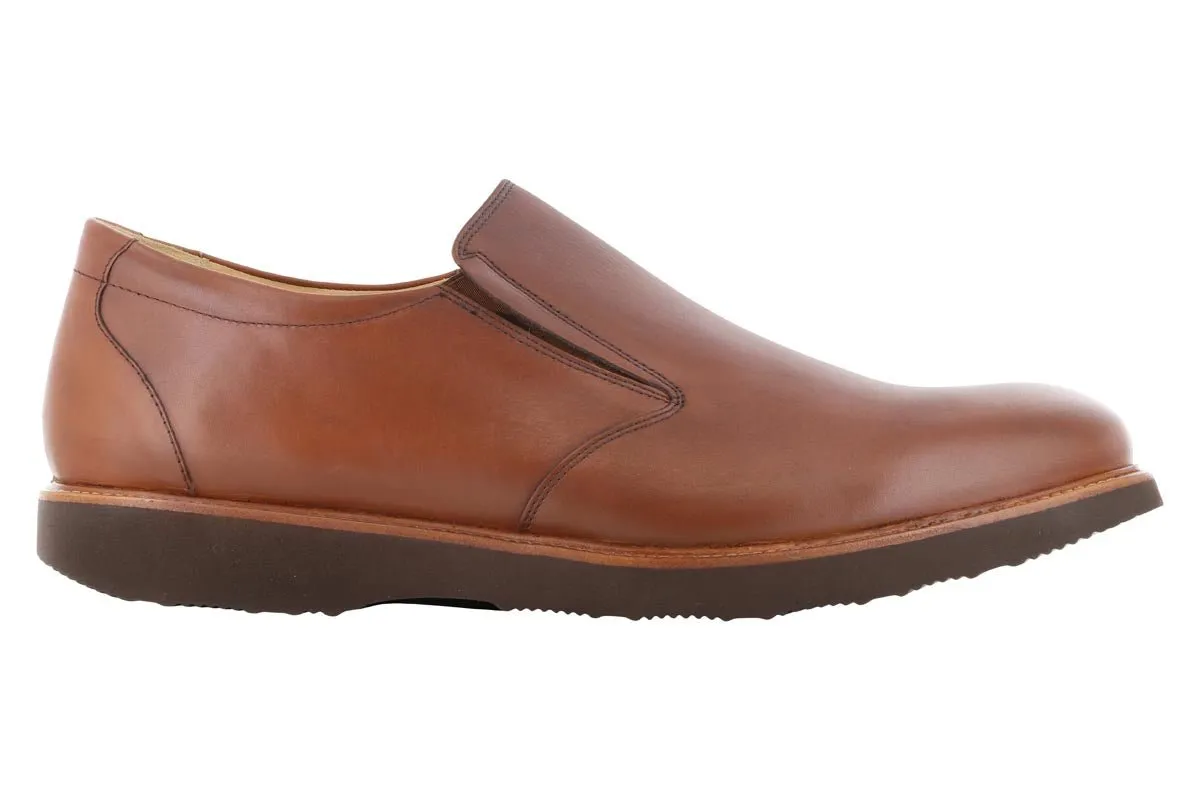 Grip Ready Samuel Hubbard Frequent Traveler Slip On Tan