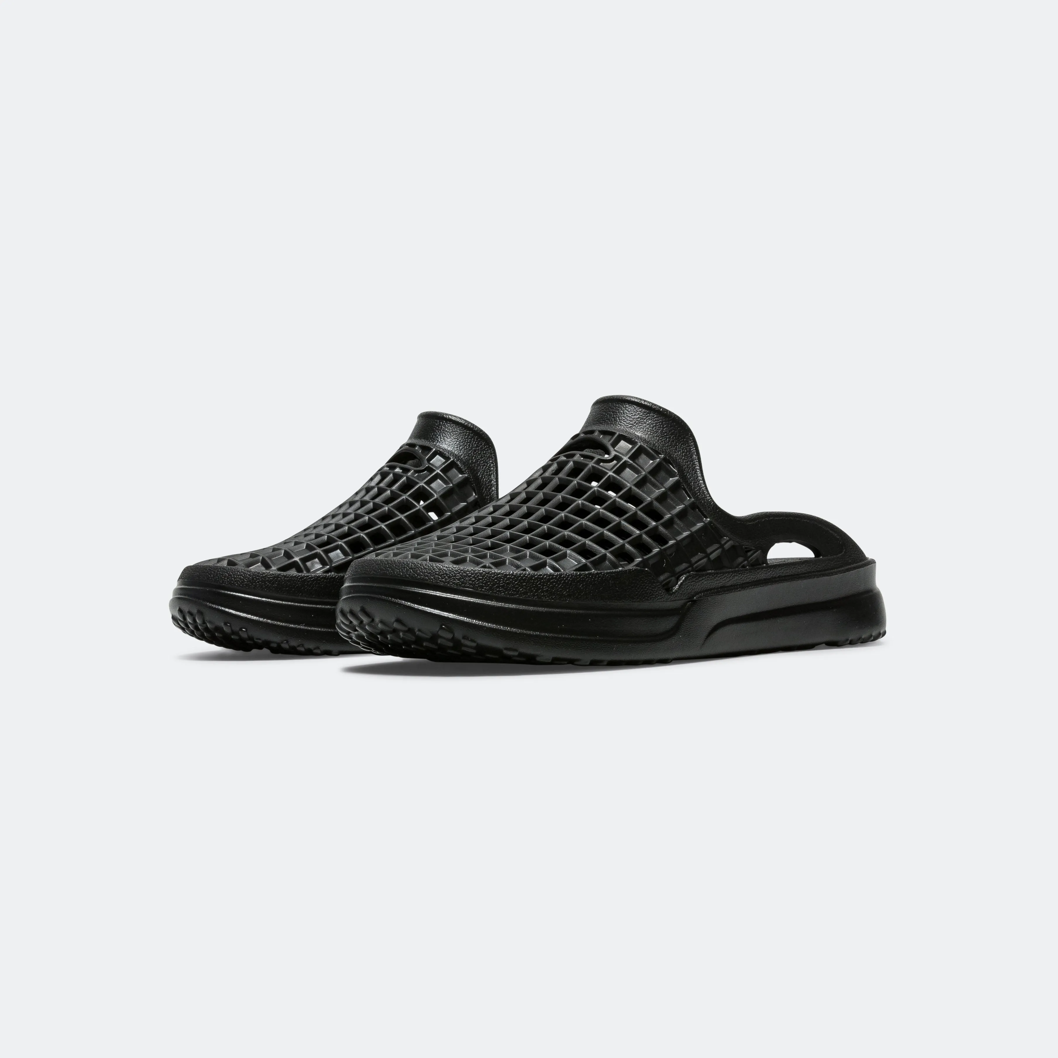 Sunday Vibe Water Resistant Scenario Slide - Jet Black