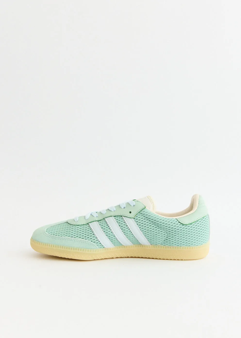 Samba OG Tech 'Hazy Green' Sneakers party - goer