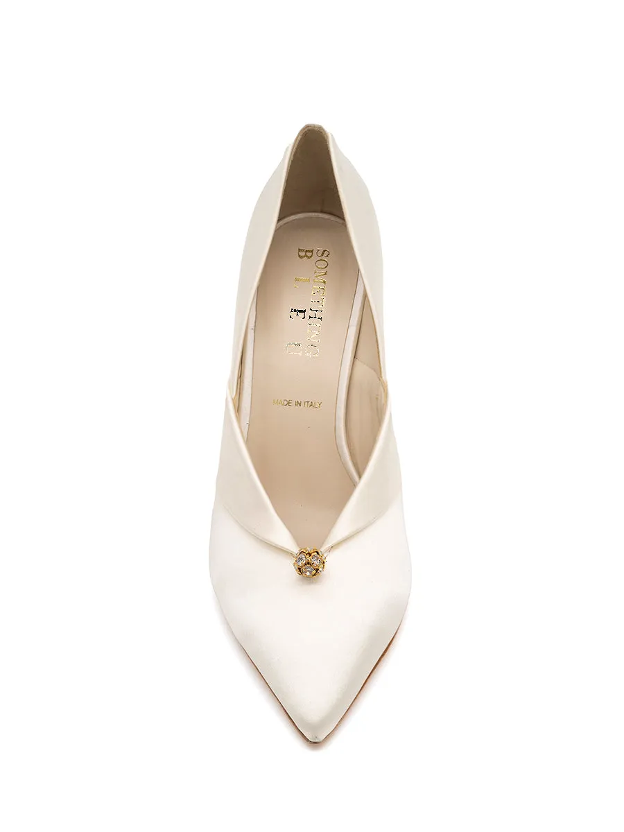Tailored durability Well-known Selah Pointed Toe Pump