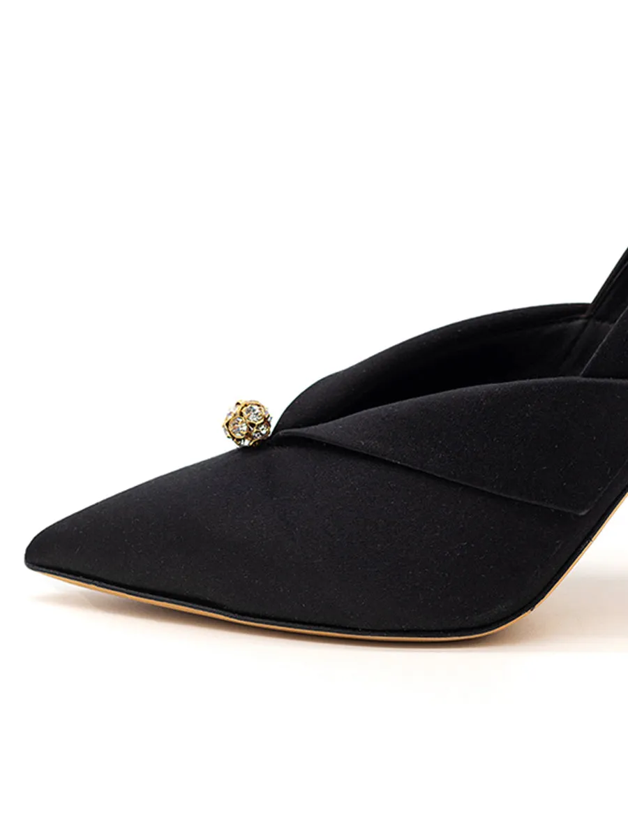 All-day Comfort weekend Selah Pointed Toe Pump