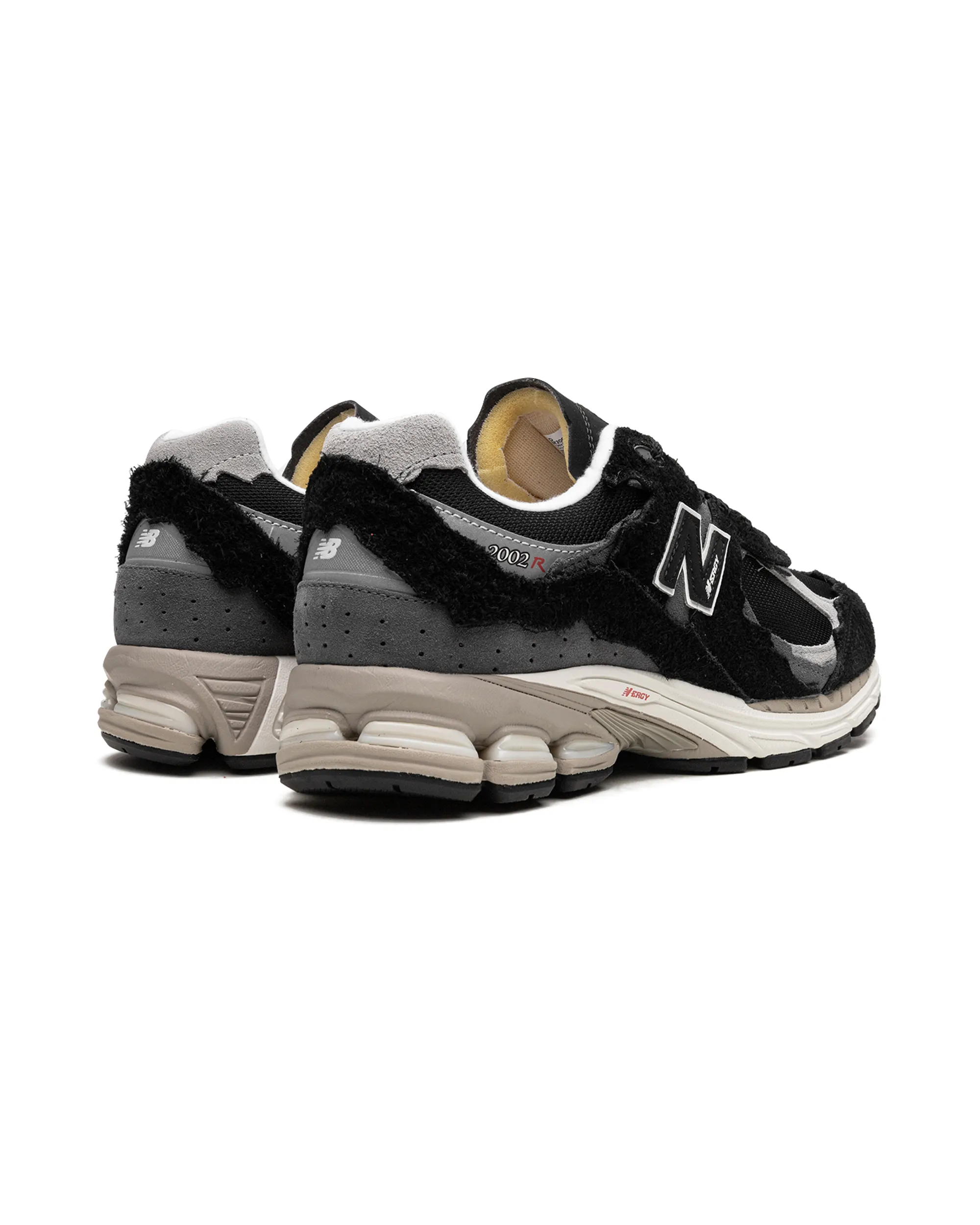 Responsive Support New Balance 2002R Protection Pack Black Grey