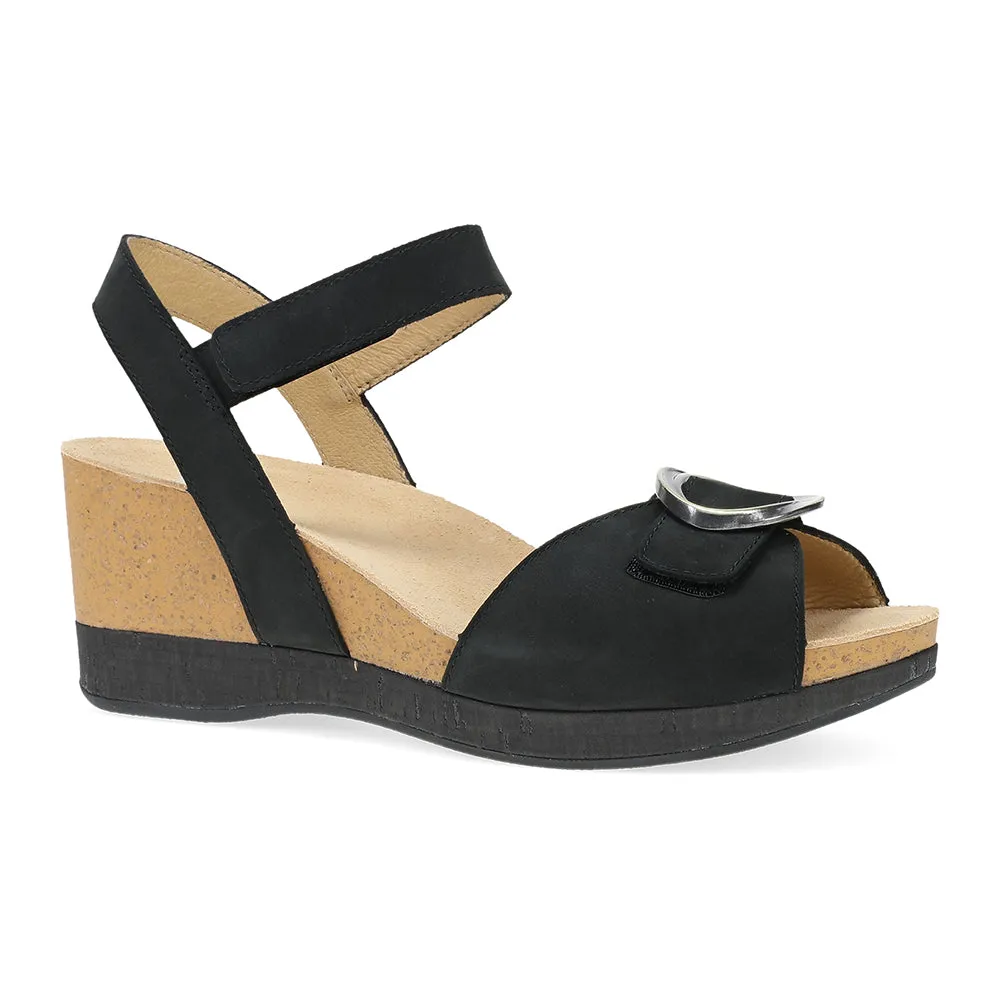Stella Zip Closure