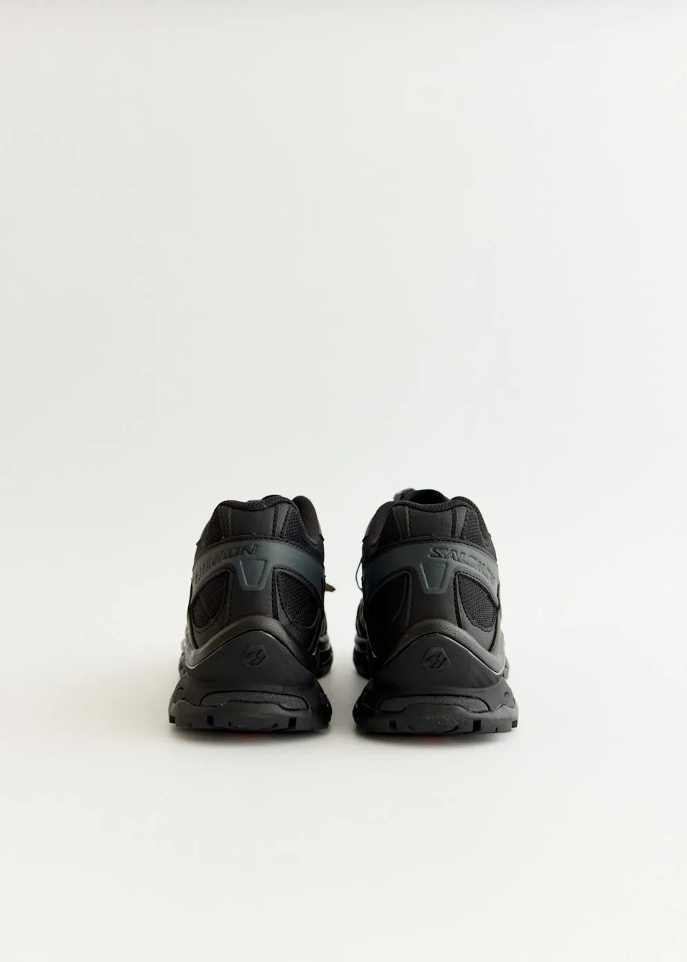 XT-Quest 'Black' Sneakers Elastic laces