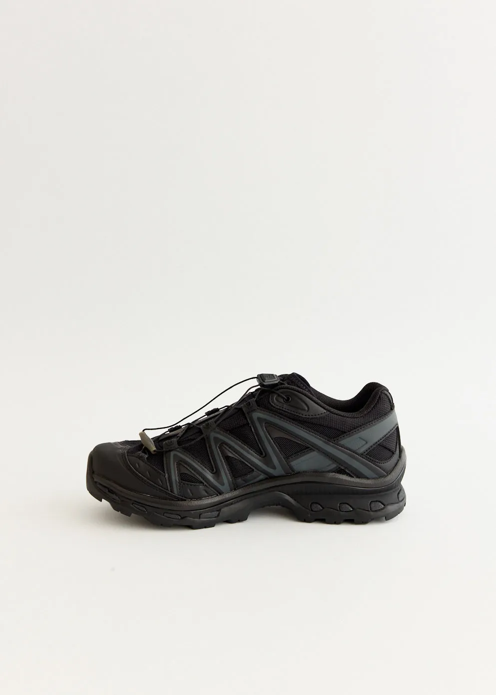 widest XT-Quest 'Black' Sneakers