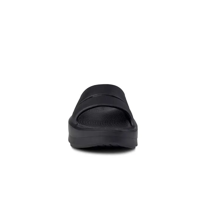 Stylish and Practical Womens Oofos Oomega Ooahh in Black