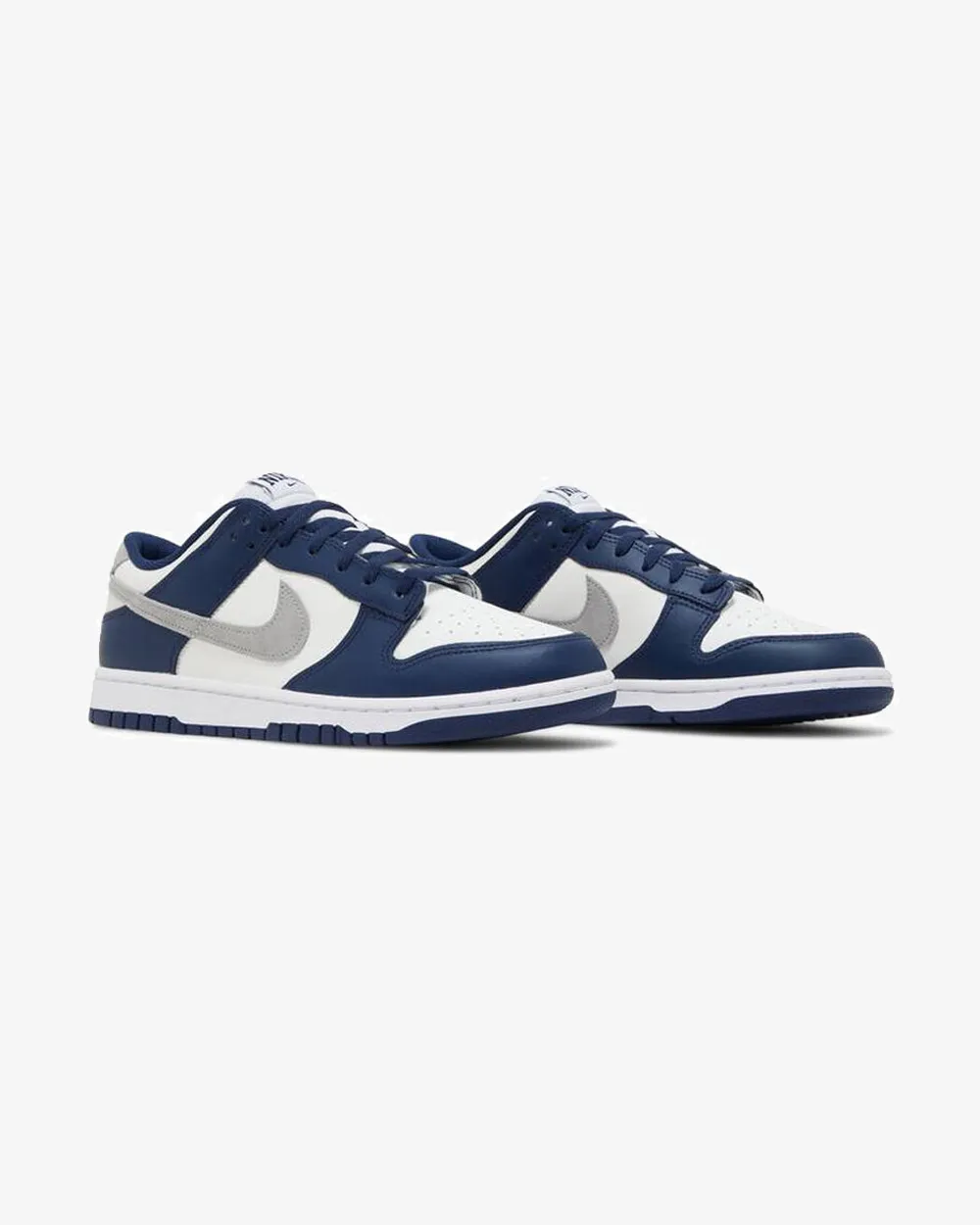 NIKE DUNK LOW SUMMIT WHITE MIDNIGHT NAVY Hybrid Look Fast Motion