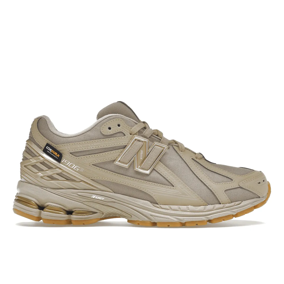 trail material New Balance 1906R Cordura Desert Tan
