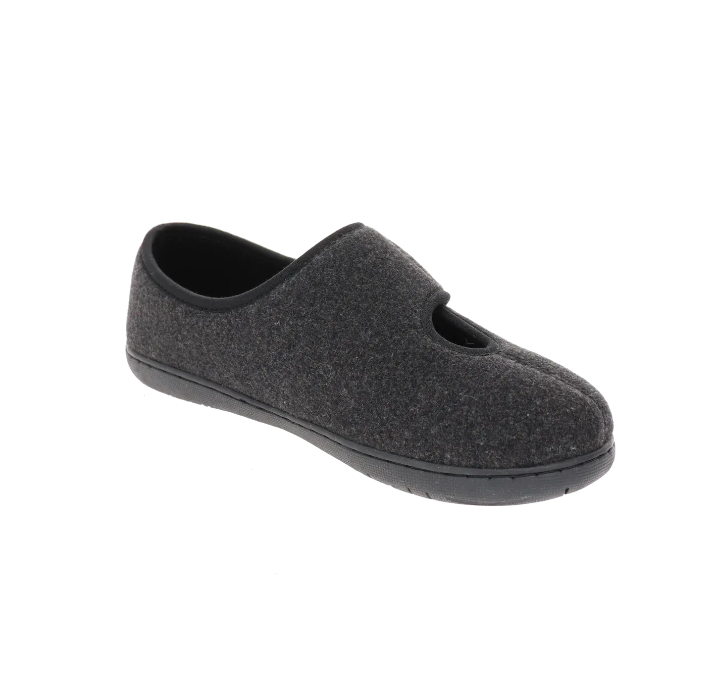 Kendale M2 Black Slipper Urban Movement