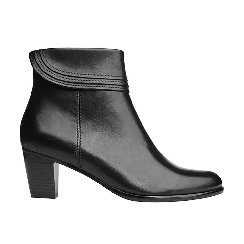 essential high - cut Sonia-144