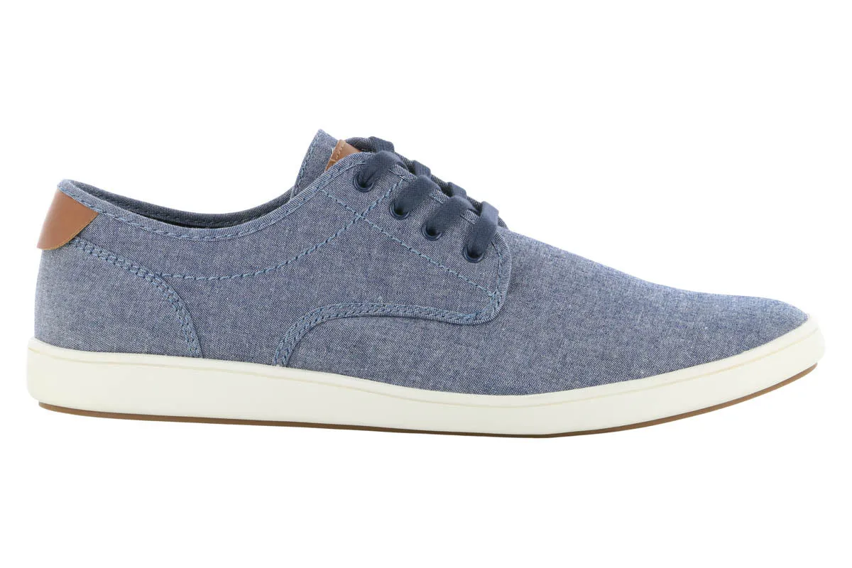 Club Meet Steve Madden Fenta Sneaker Blue