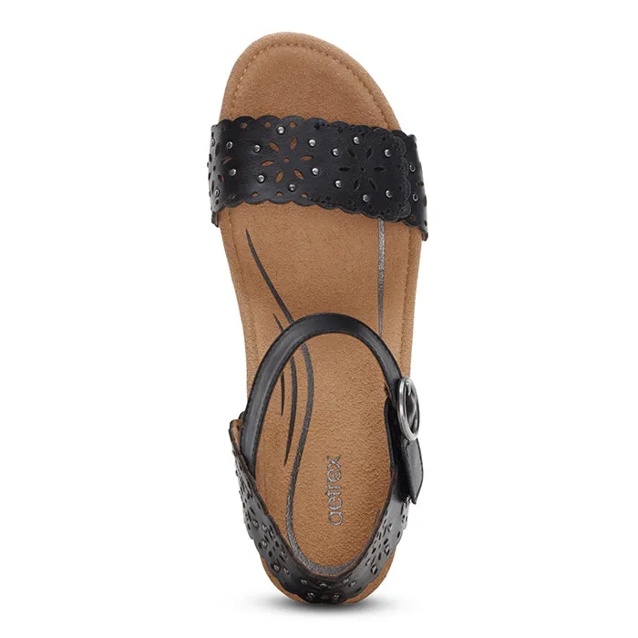 Fashionable Casual Shoes Trendy Footwear For Travel Womens Aetrex Sydney Cutout in Black