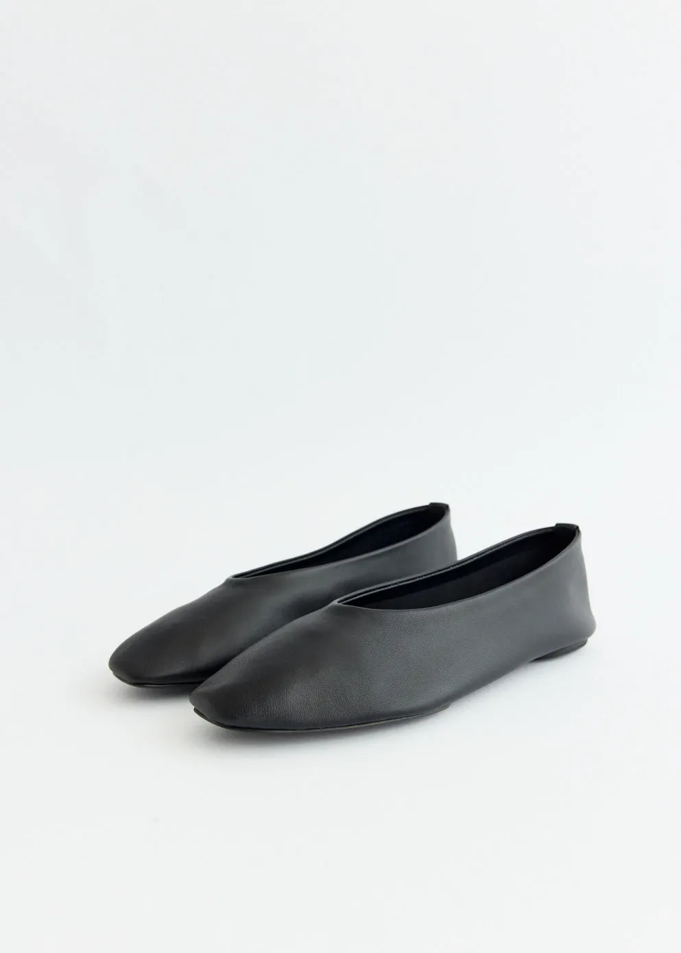 Dribble Hike Soft Glove Ballet Flats