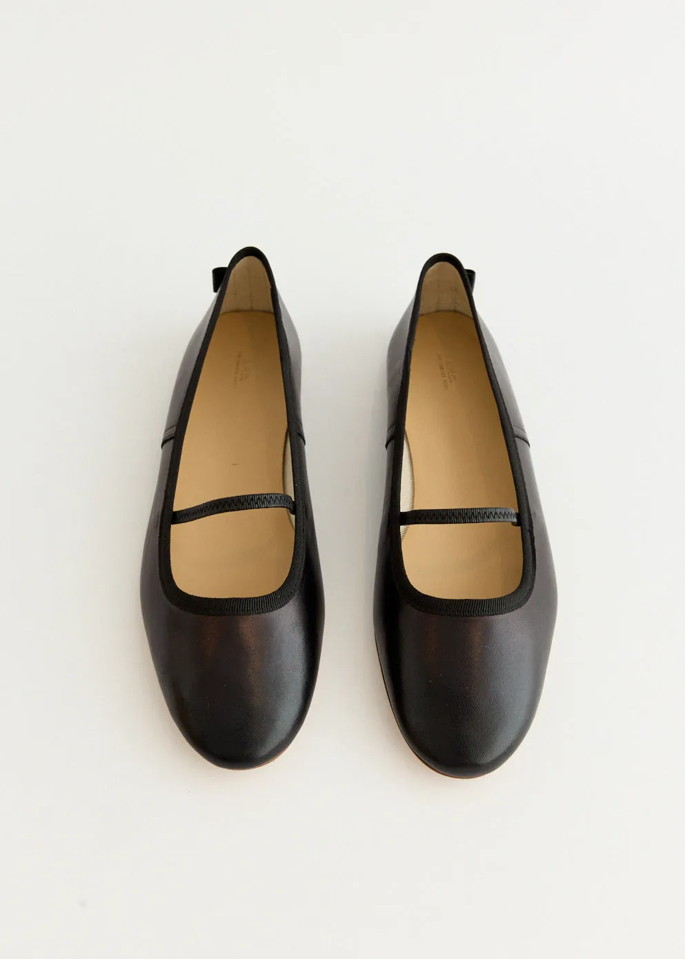 Porous Structure Sturdy Build Swan Ballet Flats