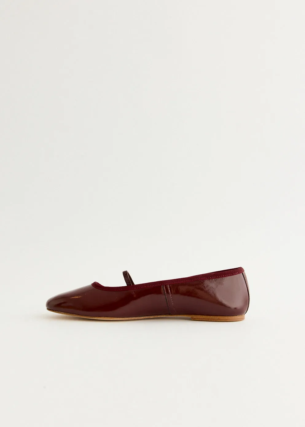 Swan Ballet Flats Breathe Flow Weekend Vibe
