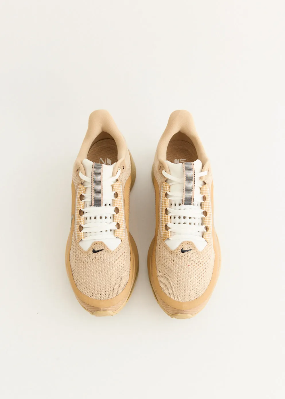 Urban Comfort Mid-top Pegasus Premium 'Mushroom' Sneakers
