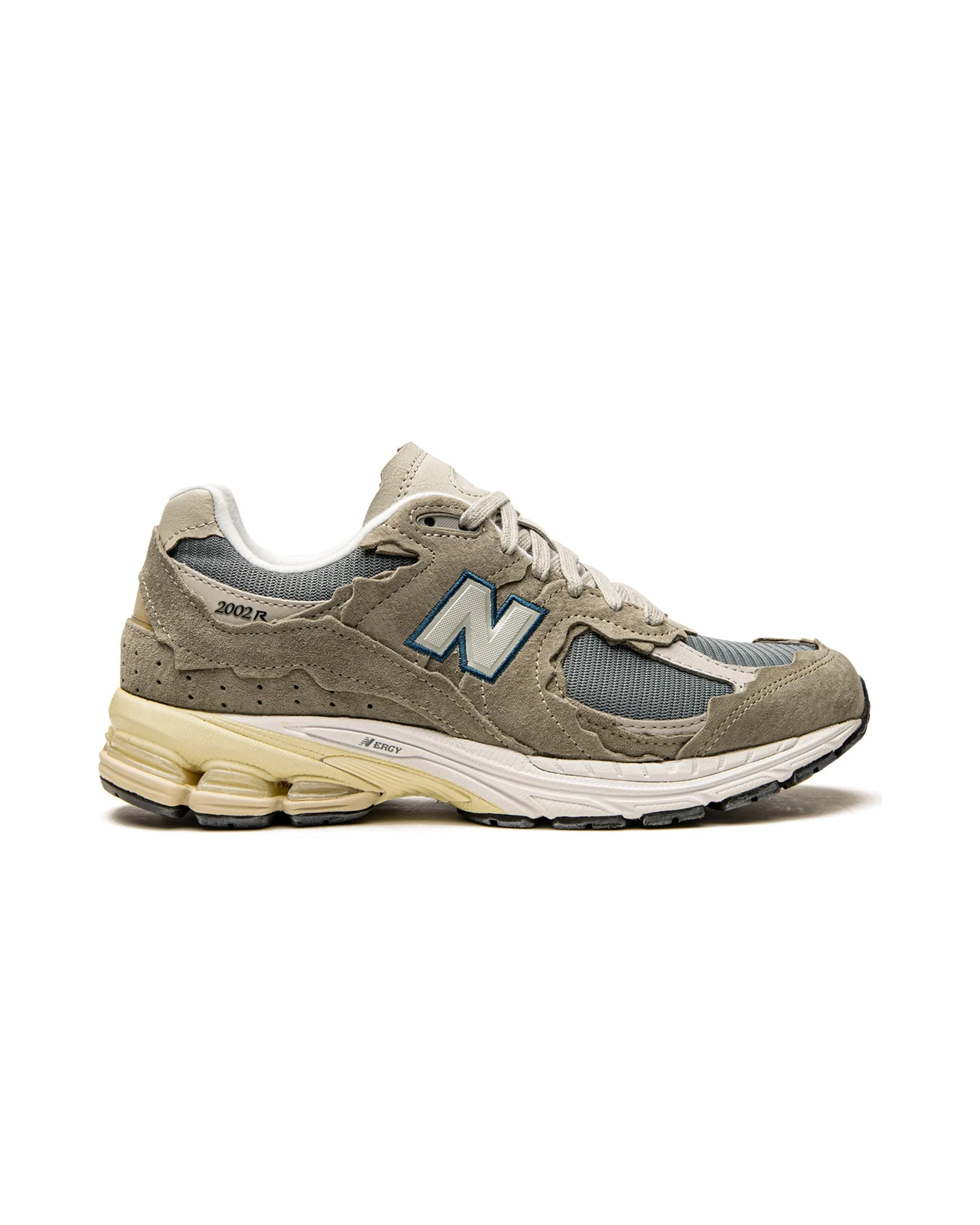 New Balance 2002R Protection Pack Mirage Grey snug fit material