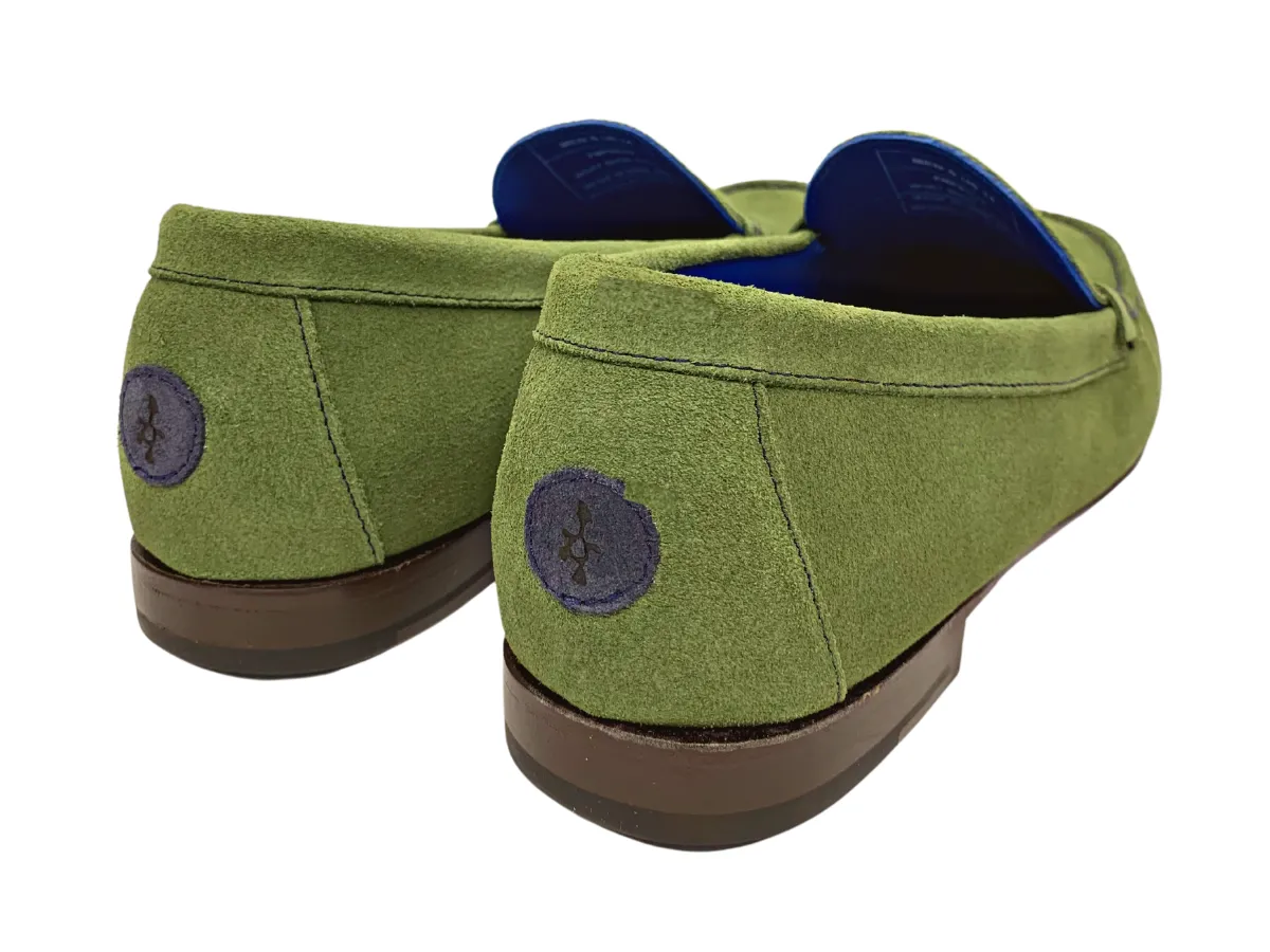 Effortless Chic Casual Support The Crocodile Suedes Penny Loafer Shoe