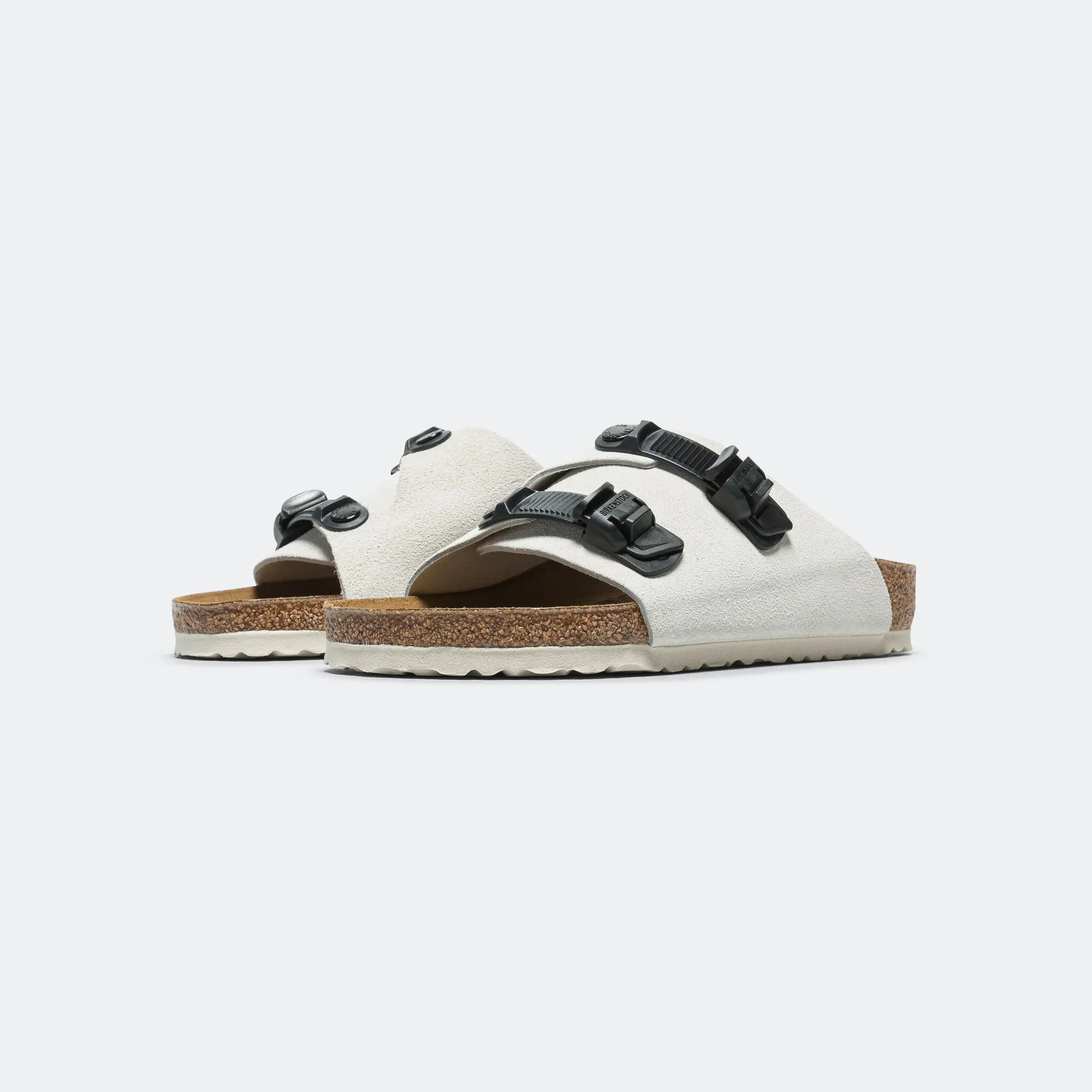 Resort Mood Wander Wear Zurich Tech - Antique White Suede Leather