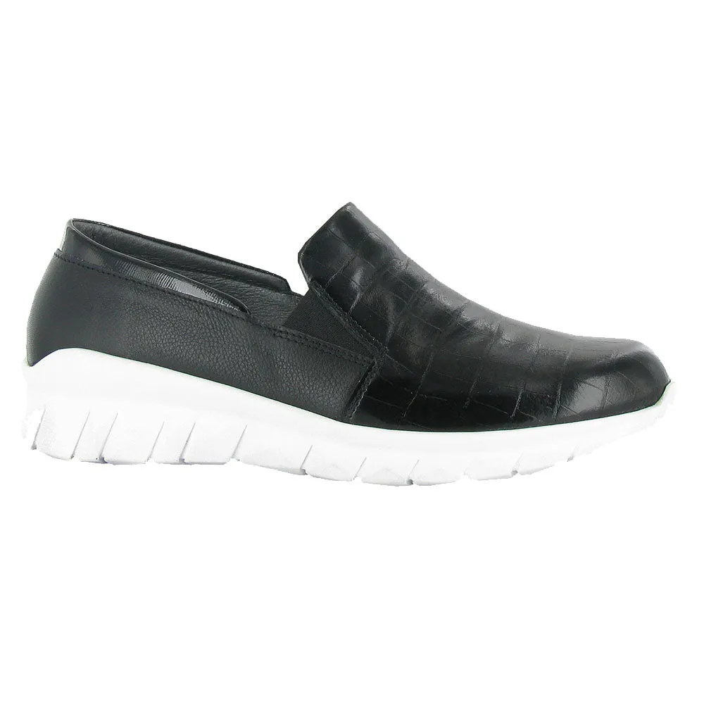 Athletic Performance Titan Slip On Sneaker (18018)