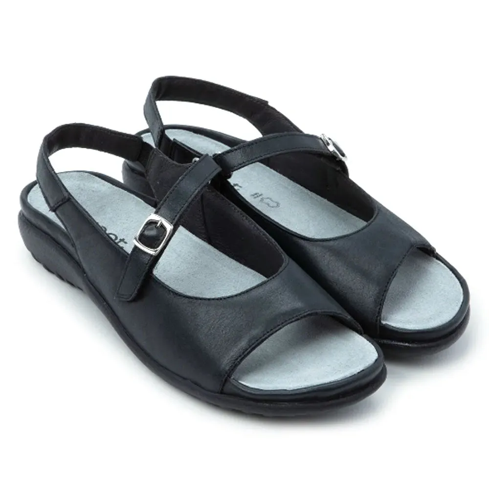Bold colors fitness freaks' performance Toka Sandal