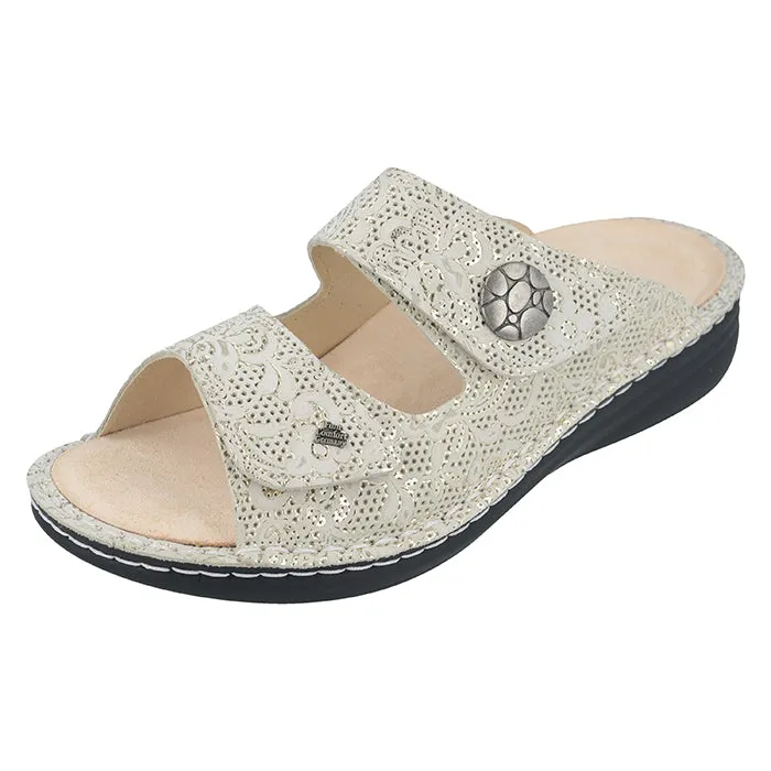 Womens Finn Comfort Moorea in Champagne Garden Sleek Summer Footwear