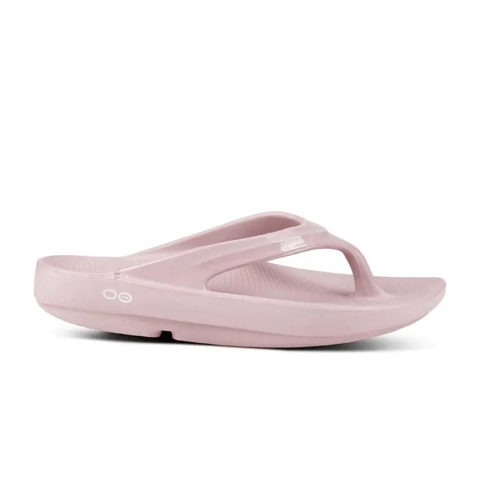 Womens Oofos Oolala in Stardust No Tightness portable
