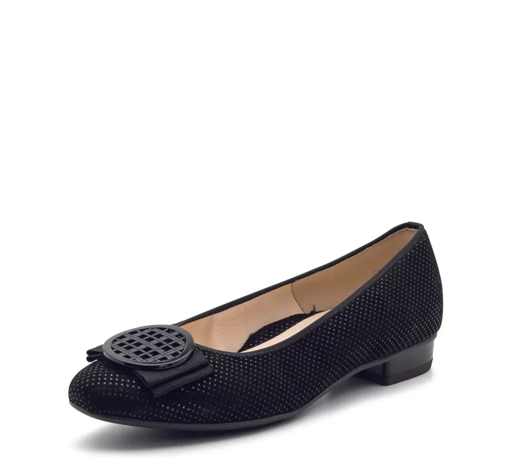 Bambi Women's Ornament Ballet Flat Round Toe American Prep