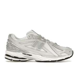 Youth Style family walk New Balance 1906R Rain Cloud