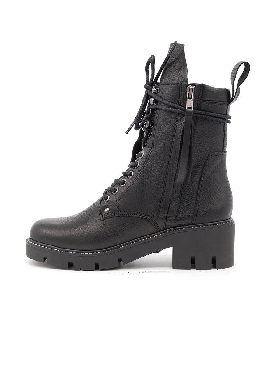 War & Peace Stretchy sole Lightweight durability