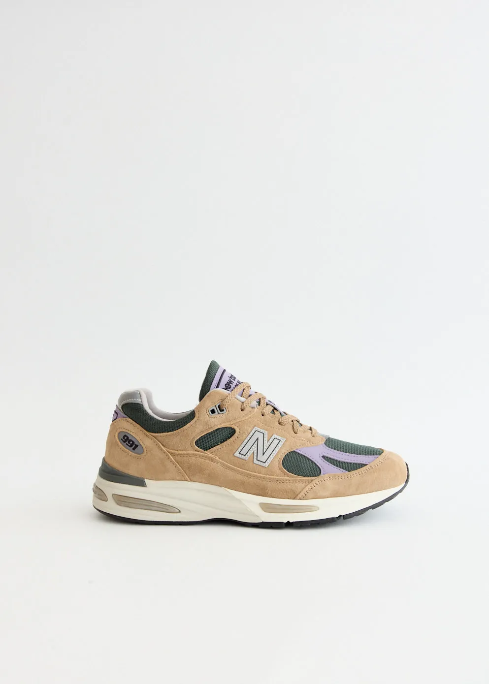 Chic Fit MADE in UK 991v2 'Cement' Sneakers