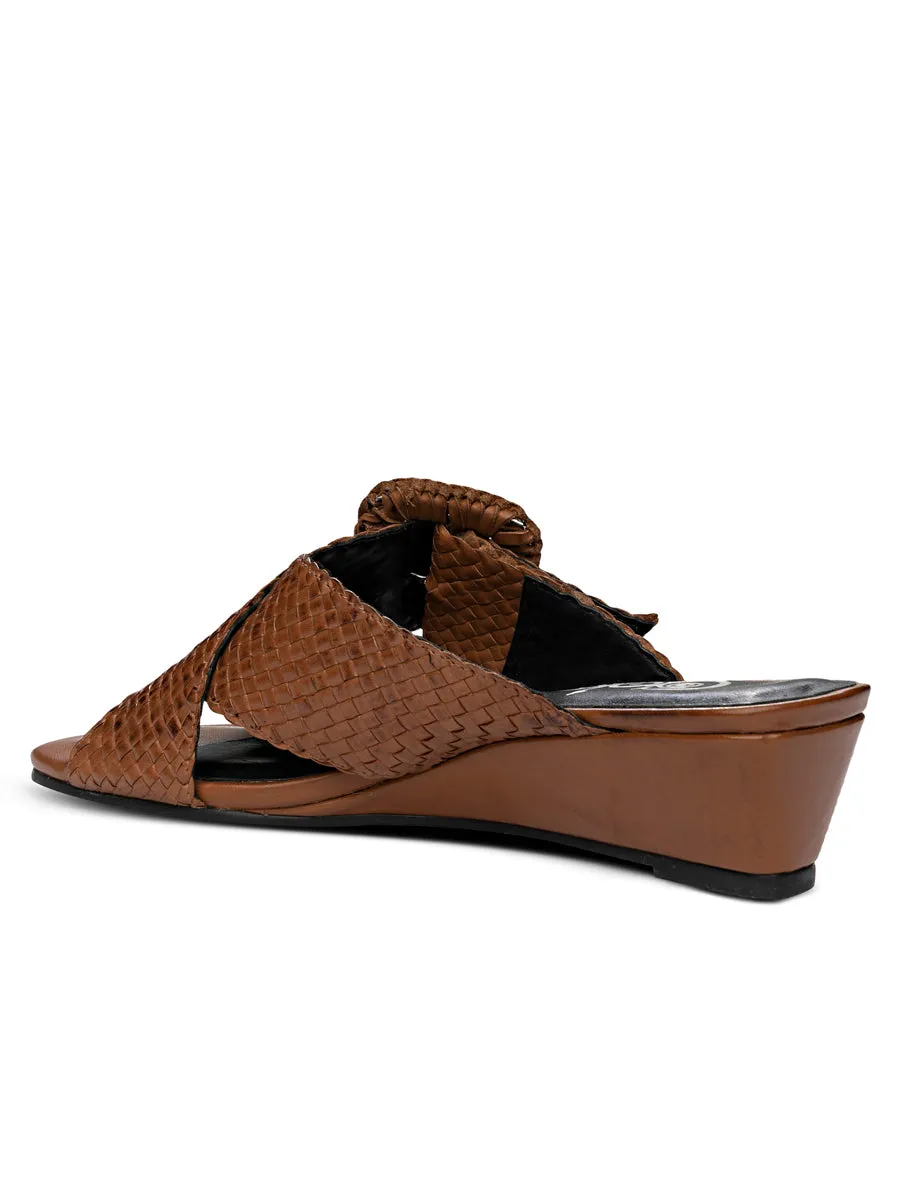 Sleek cushioning Frangina