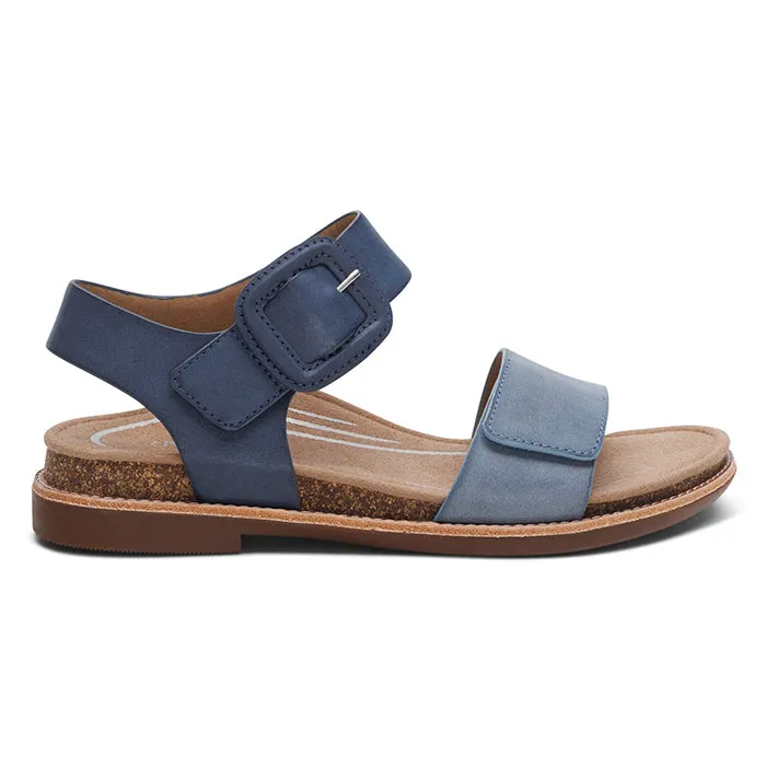 Weekend Ease Womens Aetrex Claire in Navy
