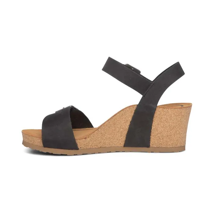 Womens Aetrex Lexa in Black Fresh Look Firm Step