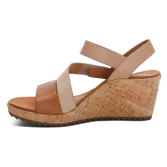 All-Day Use Womens Aetrex Madelyn in Ginger Multi