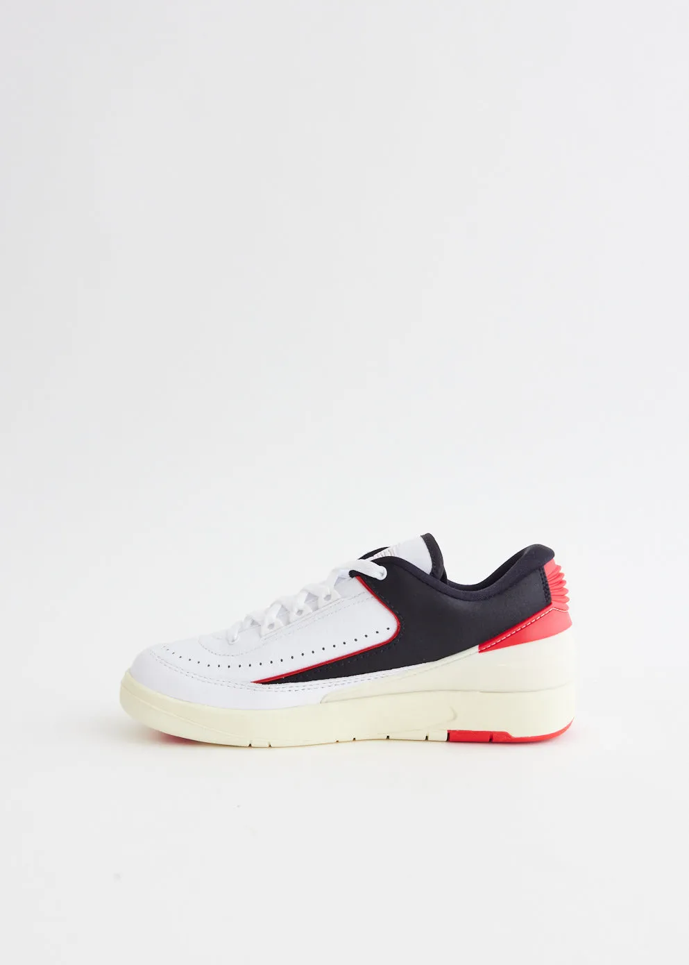 Women's Air Jordan 2 Low 'Chicago Twist' Sneakers Street Ready Range Hike