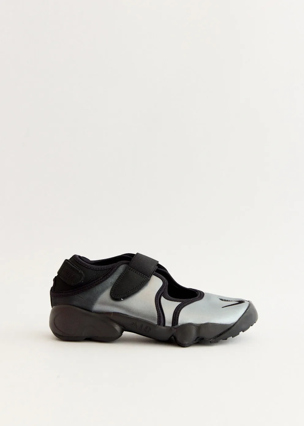 Women's Air Rift Breathe 'Metallic Silver Black' Sneakers Flat Base